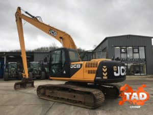 1628543565 gusenichnyj ekskavator jcb