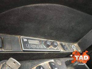 1628543899 gusenichnyj ekskavator jcb