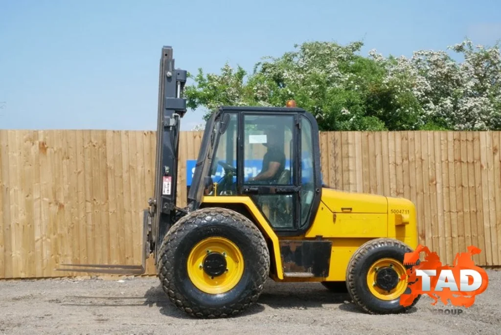 1630008623 vilochnyj pogruzchik jcb