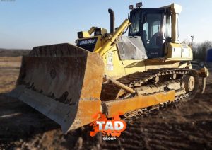 1687868776 buldozer komatsu d65
