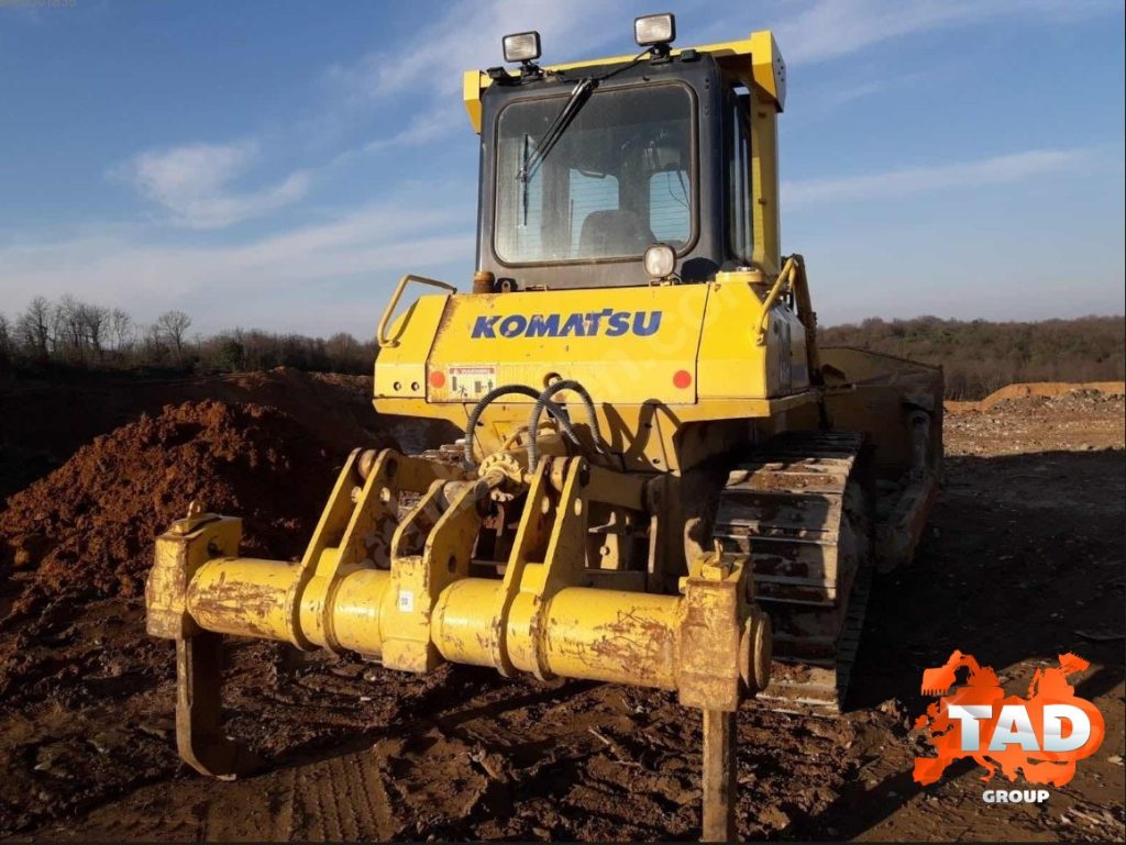 1687868860 buldozer komatsu d65