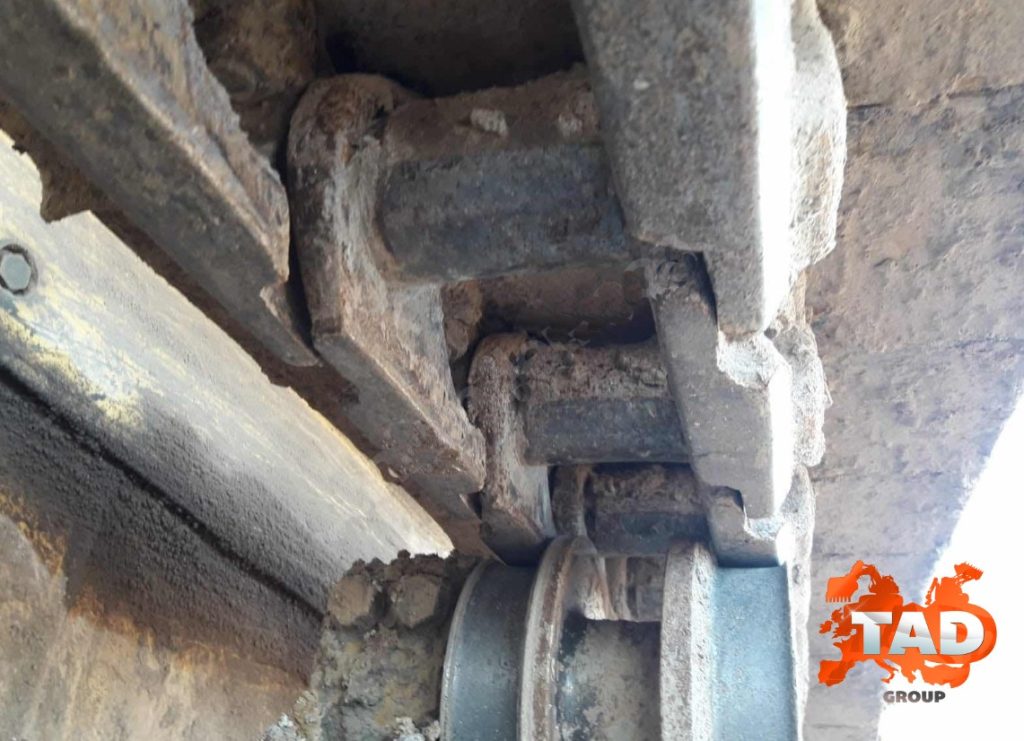 1687869053 buldozer komatsu d65
