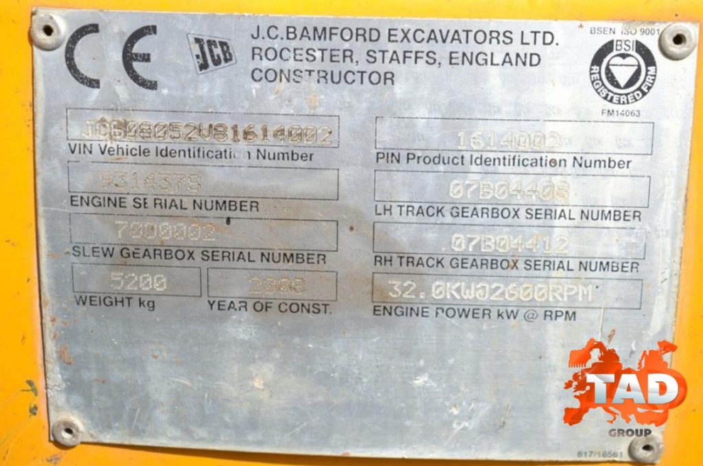 1797368176 miniekskavator jcb 8052