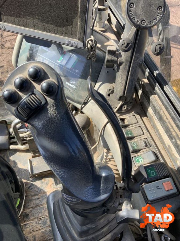 1798866951 miniekskavator komatsu pc95r 2