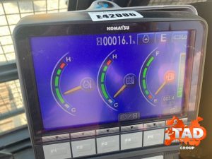1883077936 gusenichnyj ekskavator komatsu