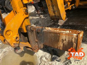 1895395681 ekskavator pogruzchik jcb 3cx