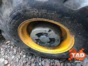 1895395707 ekskavator pogruzchik jcb 3cx