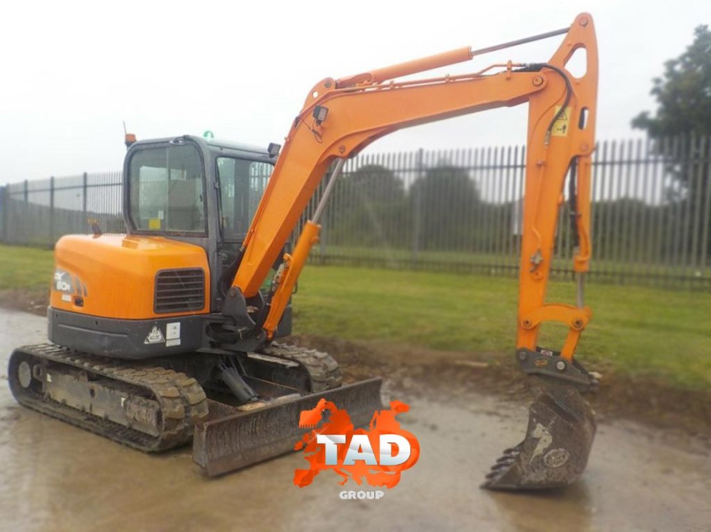 1936339621 miniekskavator doosan dx60r