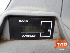 1948631904 gusenichnyj ekskavator doosan