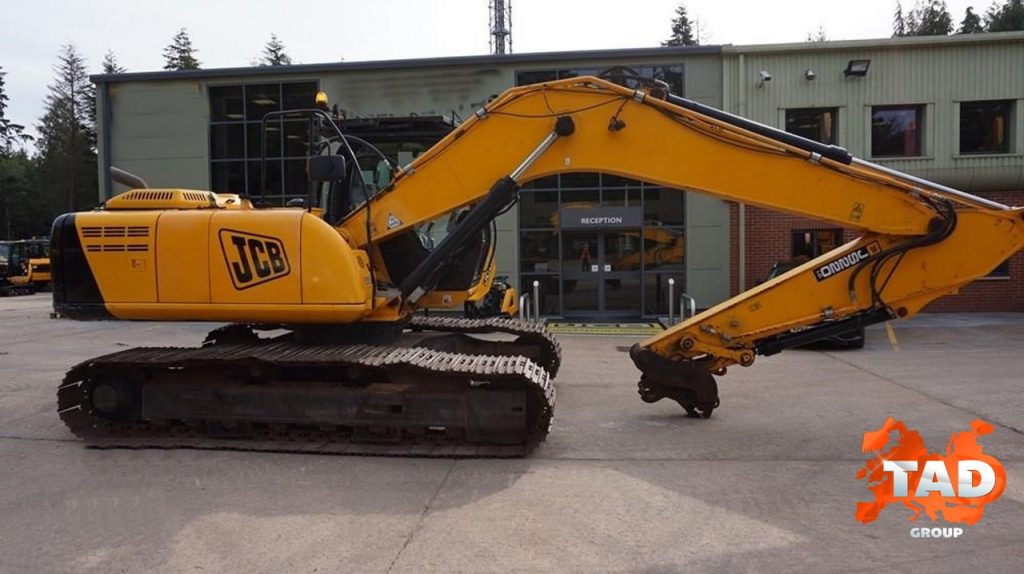 1954325203 gusenichnyj ekskavator jcb