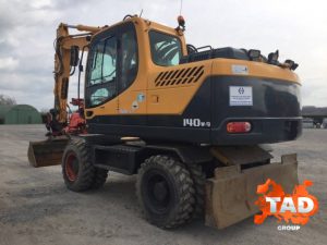 1964464605 kolesnyj ekskavator hyundai
