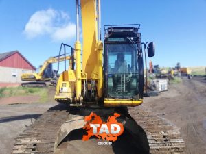 1966655673 gusenichnyj ekskavator jcb