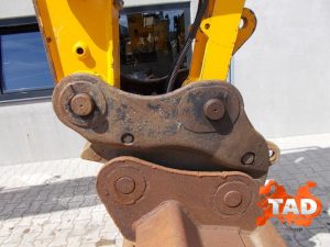 1981020005 gusenichnyj ekskavator jcb