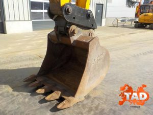 1984468005 gusenichnyj ekskavator jcb