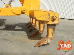 1984756713 grejder cat 140h