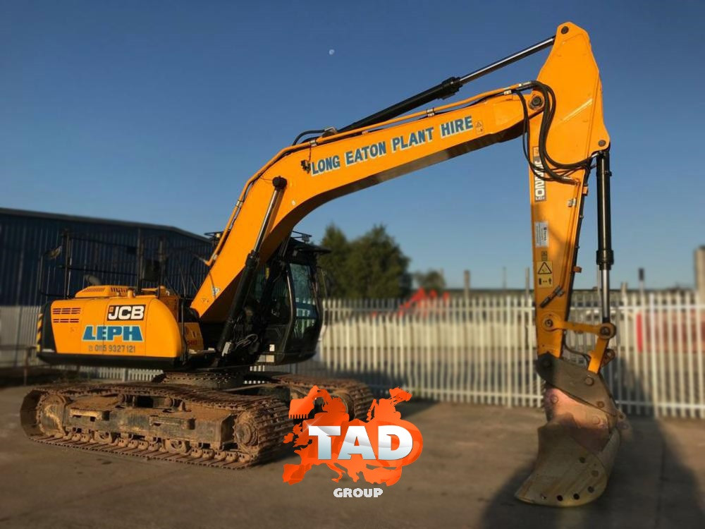 JCB JS220LC (2015) Crawler Excavator
