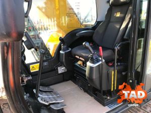 1984852817 gusenichnyj ekskavator jcb