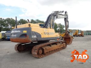 1984892389 gusenichnyj ekskavator volvo