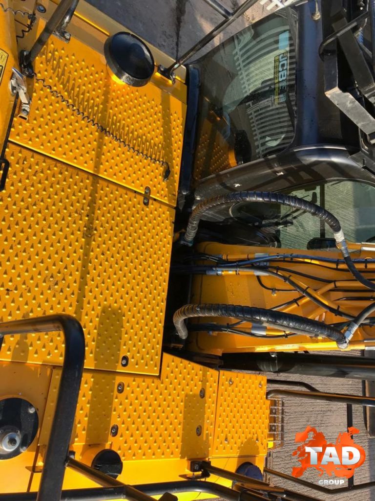 1987864604 gusenichnyj ekskavator jcb