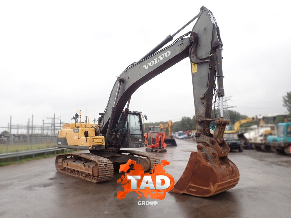 Гусечний екскаватор Volvo EC300DL (2013 г)
