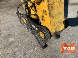 1991437056 gusechnij ekskavator komatsu