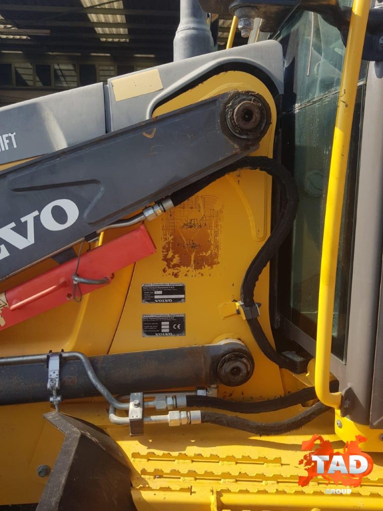 1991898600 ekskavator pogruzchik volvo bl71b