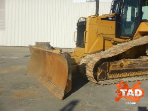 1993700930 buldozer caterpillar d6n