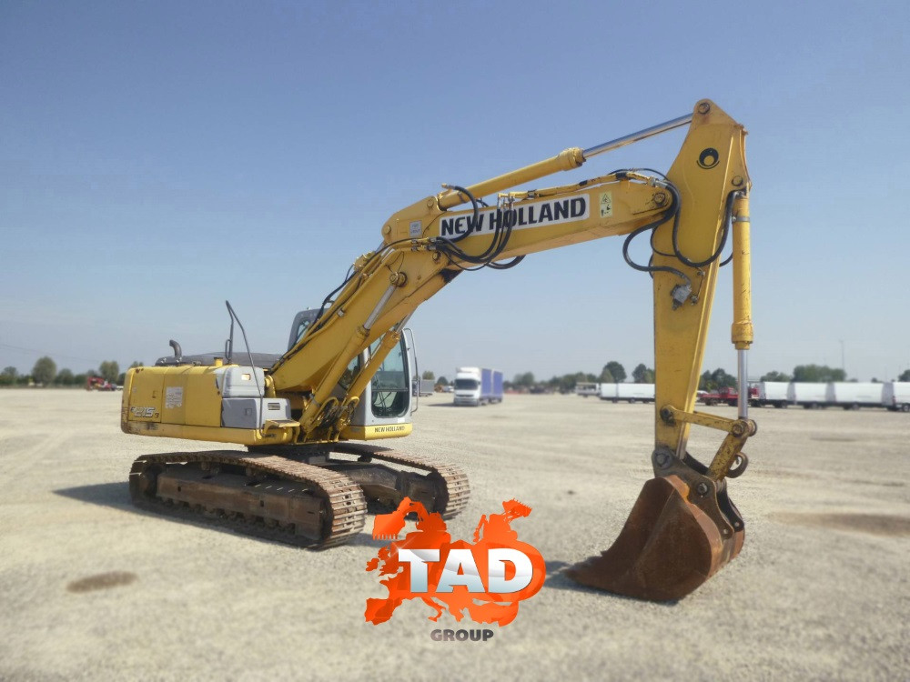 Гусеничный экскаватор New Holland E215B (2007 г)