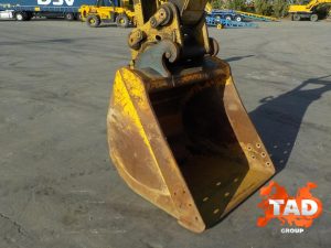 2028579848 gusenichnyj ekskavator cat
