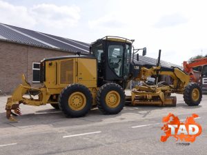 2034374881 grejder caterpillar 12m