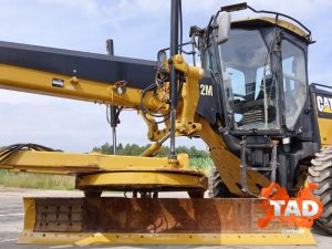 2034374951 grejder caterpillar 12m
