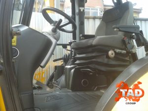 2039936955 ekskavator pogruzchik jcb 3cx