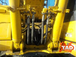 2052299279 gusenichnyj ekskavator komatsu