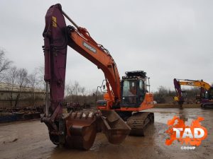 2079321446 gusenichnyj ekskavator doosan