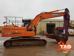 2079321447 gusenichnyj ekskavator doosan