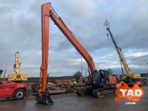 2095487732 gusechnij ekskavator hitachi