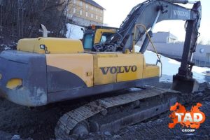 2128572045 gusenichnyj ekskavator volvo