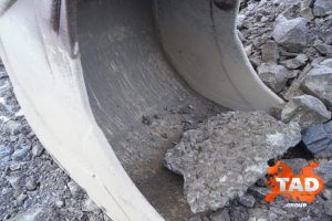 2128572099 gusenichnyj ekskavator volvo
