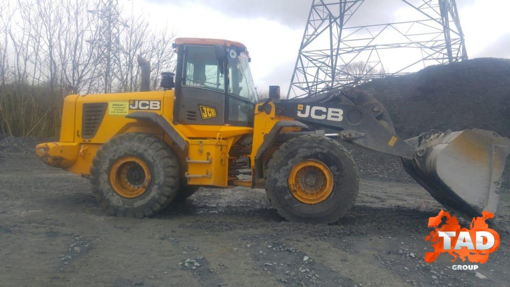 2130221351 frontalnyj pogruzchik jcb