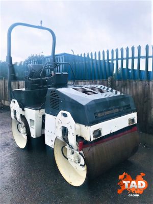 2138131957 dorozhnyj katok bomag