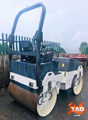 2138132093 dorozhnyj katok bomag