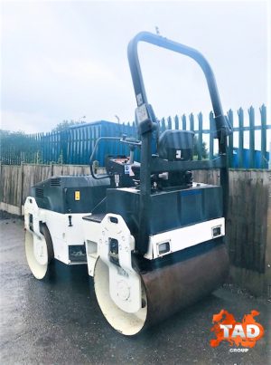 2138132102 dorozhnyj katok bomag