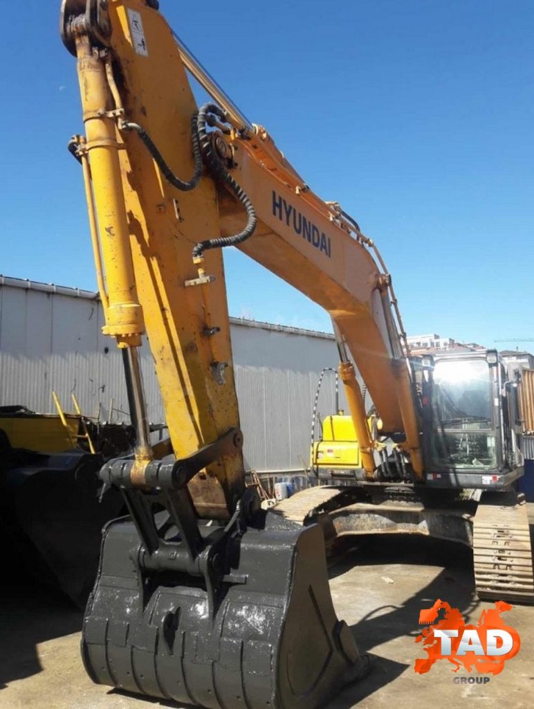2138155026 gusenichnyj ekskavator hyundai