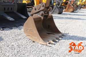 2139299143 gusenichnyj ekskavator jcb