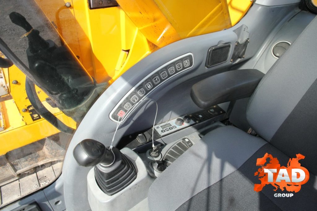 2139299239 gusenichnyj ekskavator jcb