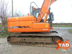 2157229332 gusenichnyj ekskavator doosan