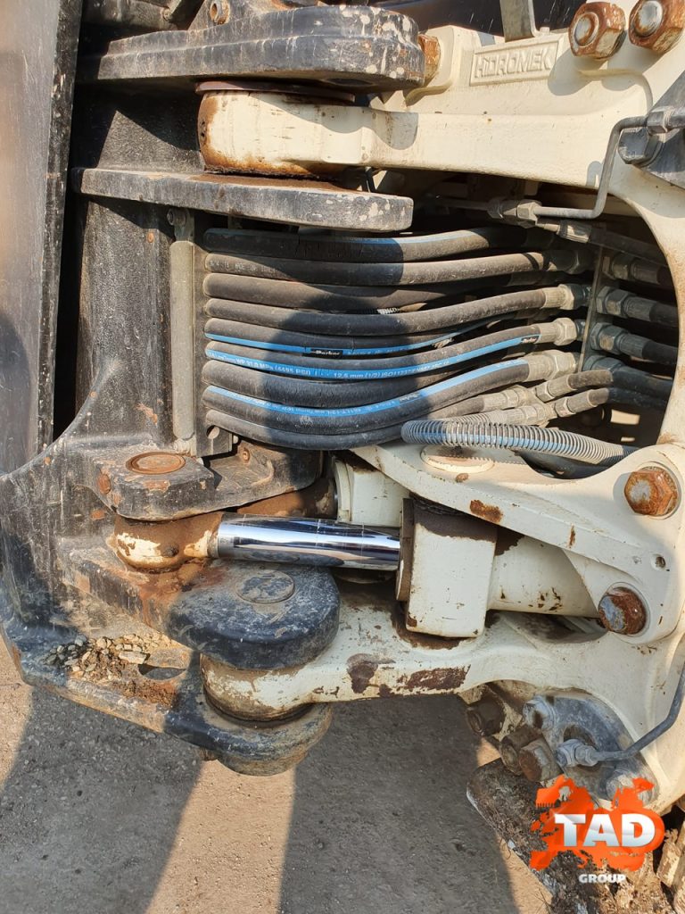 2183653512 ekskavator pogruzchik hidromek hmk102s