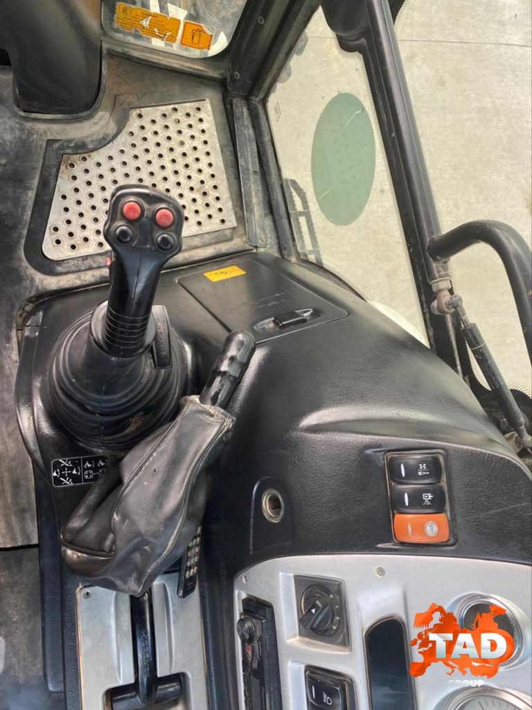 2188611264 ekskavator pogruzchik hidromek 102b