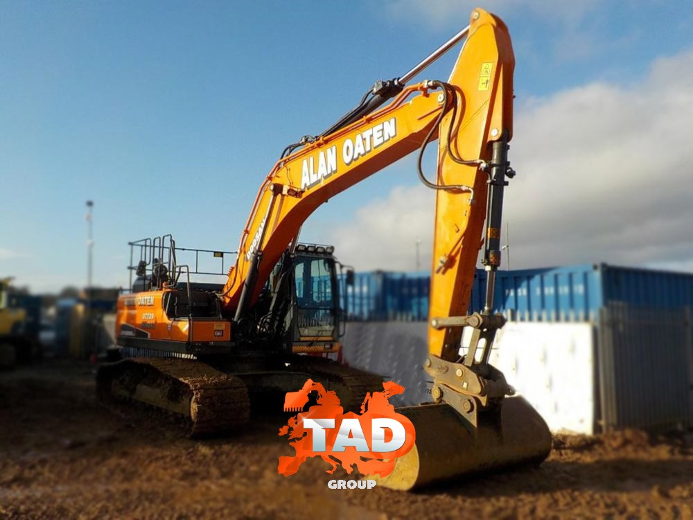 Гусечний екскаватор Doosan DX255LC-5 (2015 г)