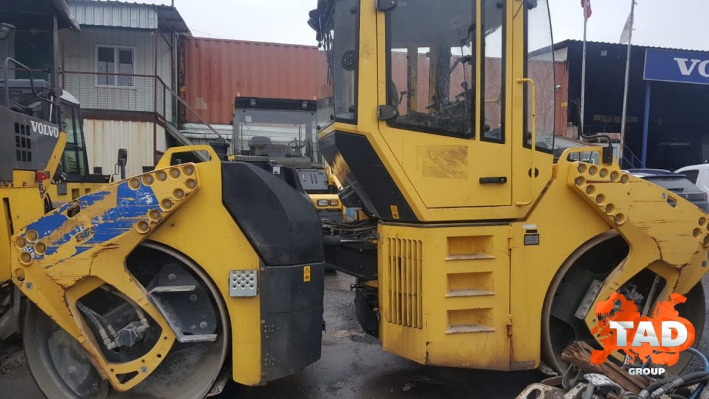 2192831838 dorozhnyj katok bomag